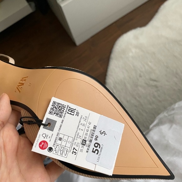 * SOLD* Zara Heels - Brand new w/ tags β¨ - Picture 3 of 5